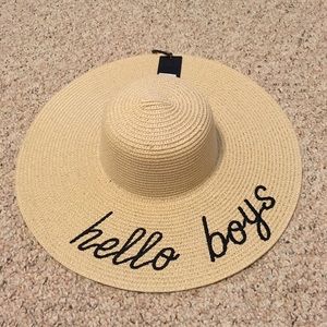 Floppy beach hat